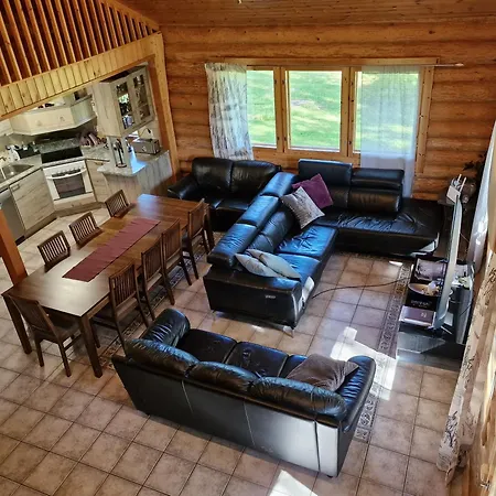 Vacation Kuhmanne Chalet *